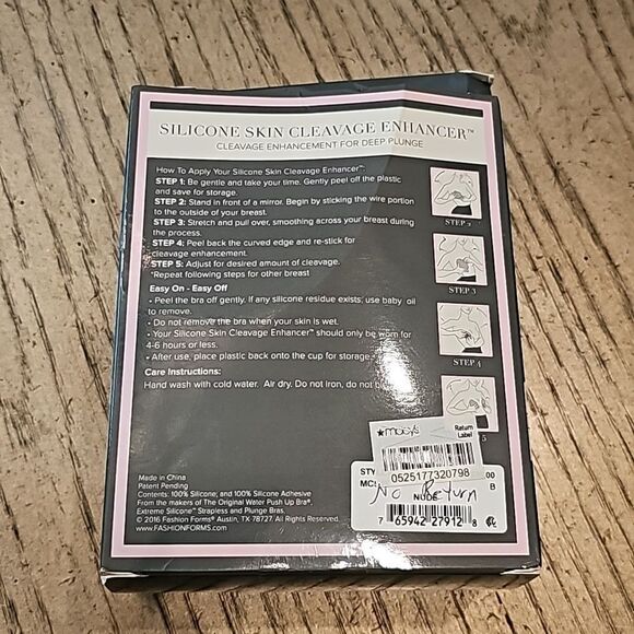 Silicone cleavage enhancer Nude size B cup NWT - Picture 3 of 6